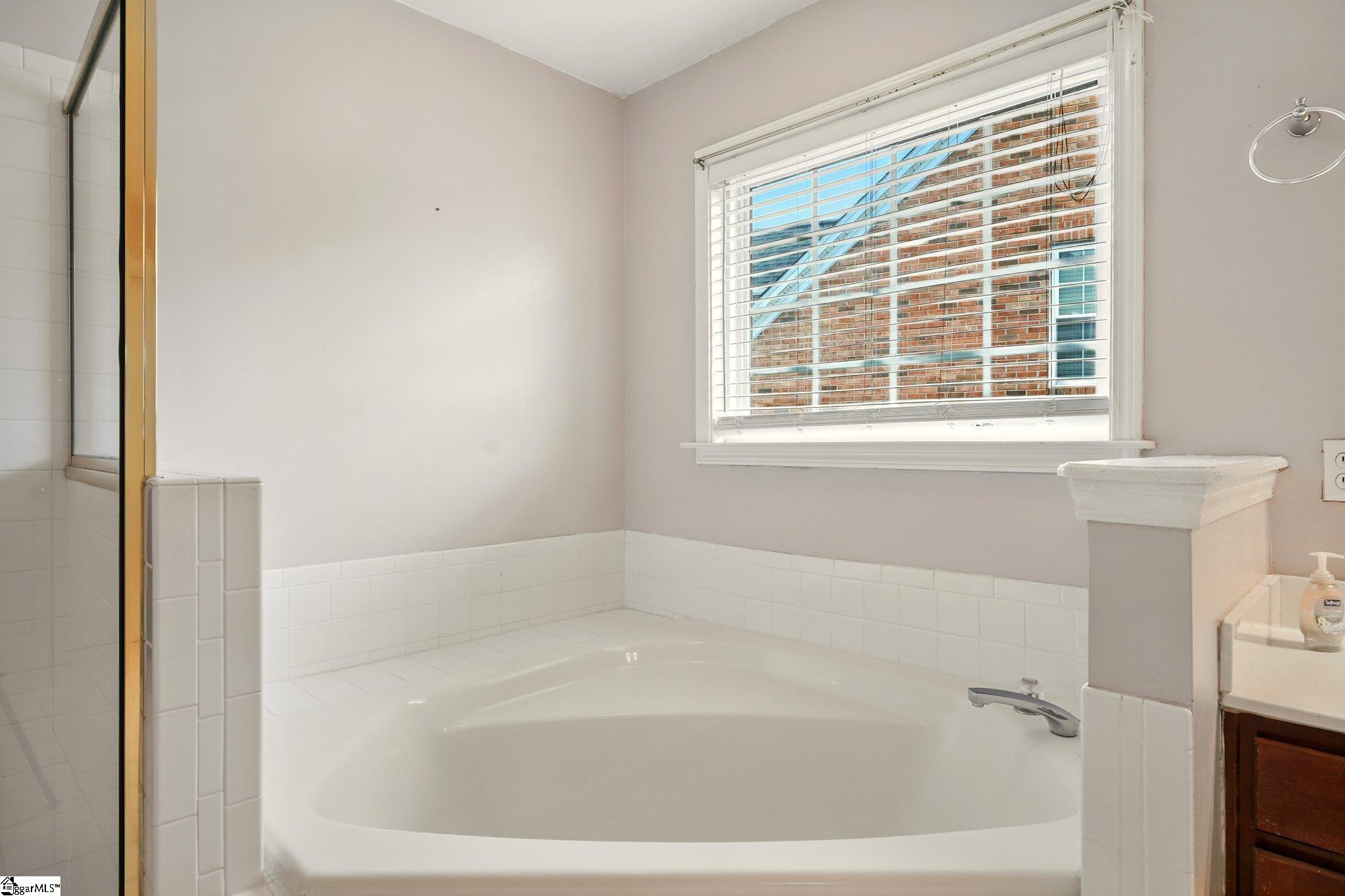 108 Myrtle Way Greer, SC 29650 - Photo 29 of 42 Gallery Image 29