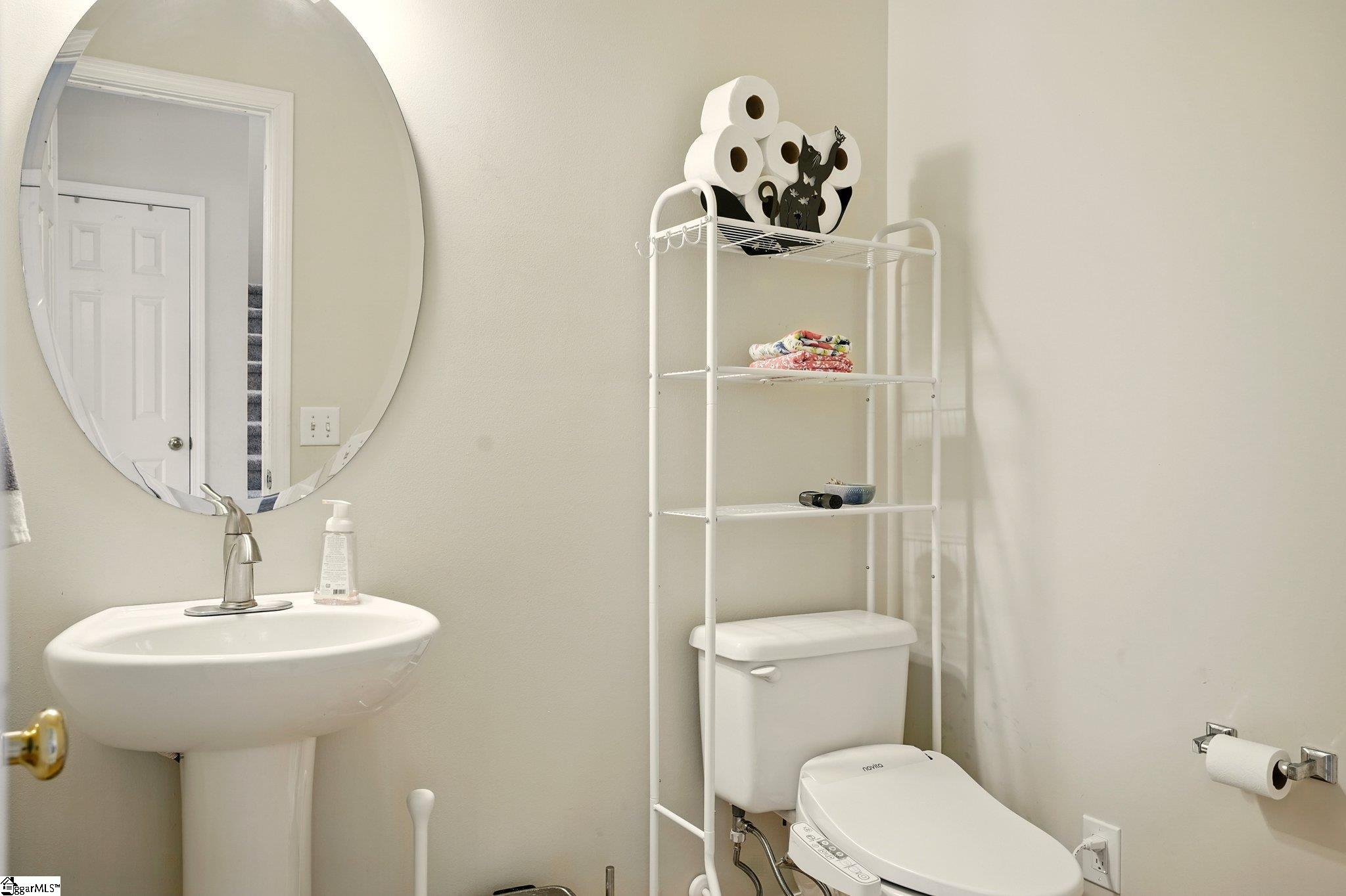 108 Myrtle Way Greer, SC 29650 - Photo 8 of 42 Gallery Image 8