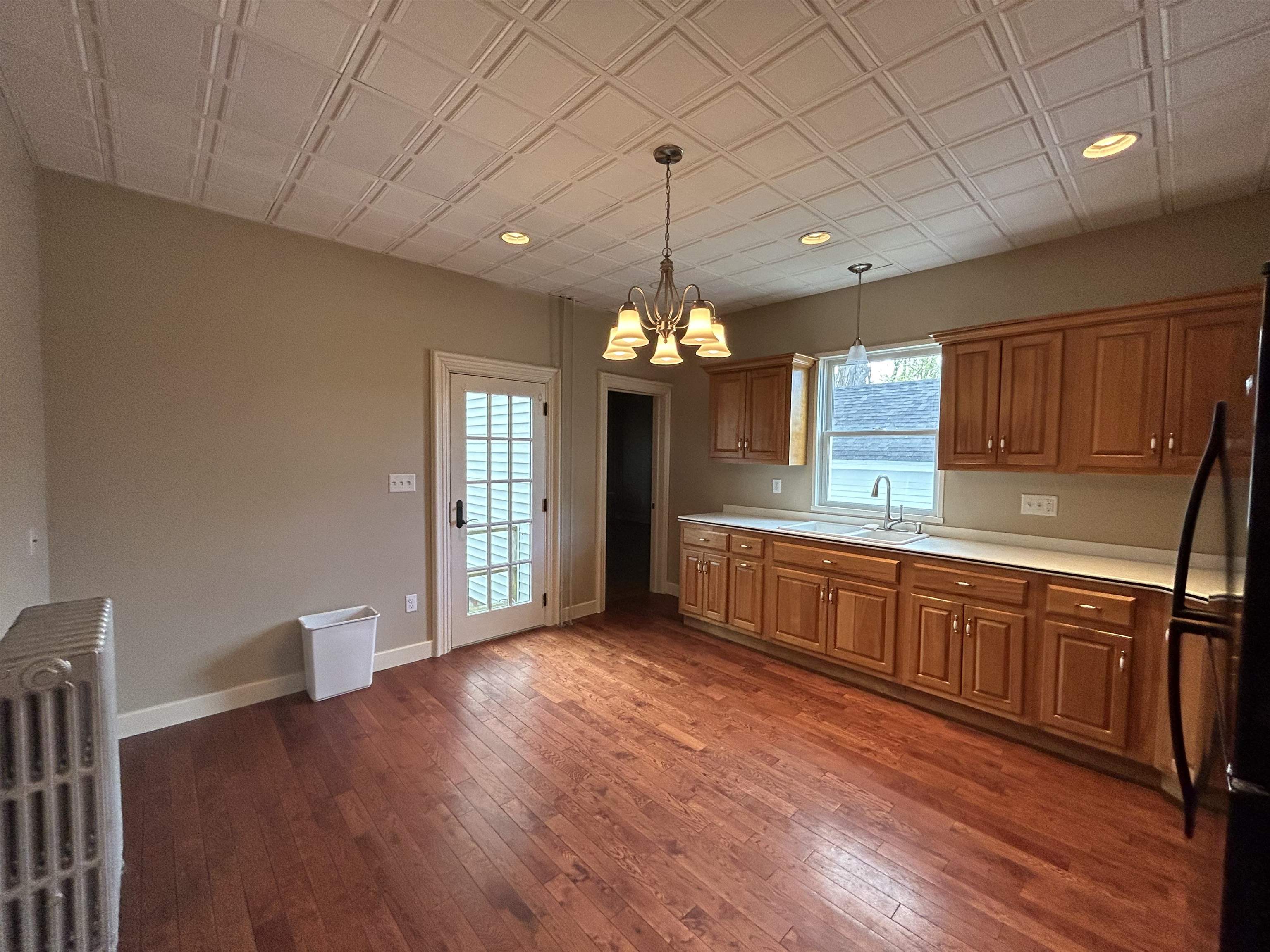 20 Lincoln Street, Unit 3 Exeter, NH 03833 - Photo 4 of 11