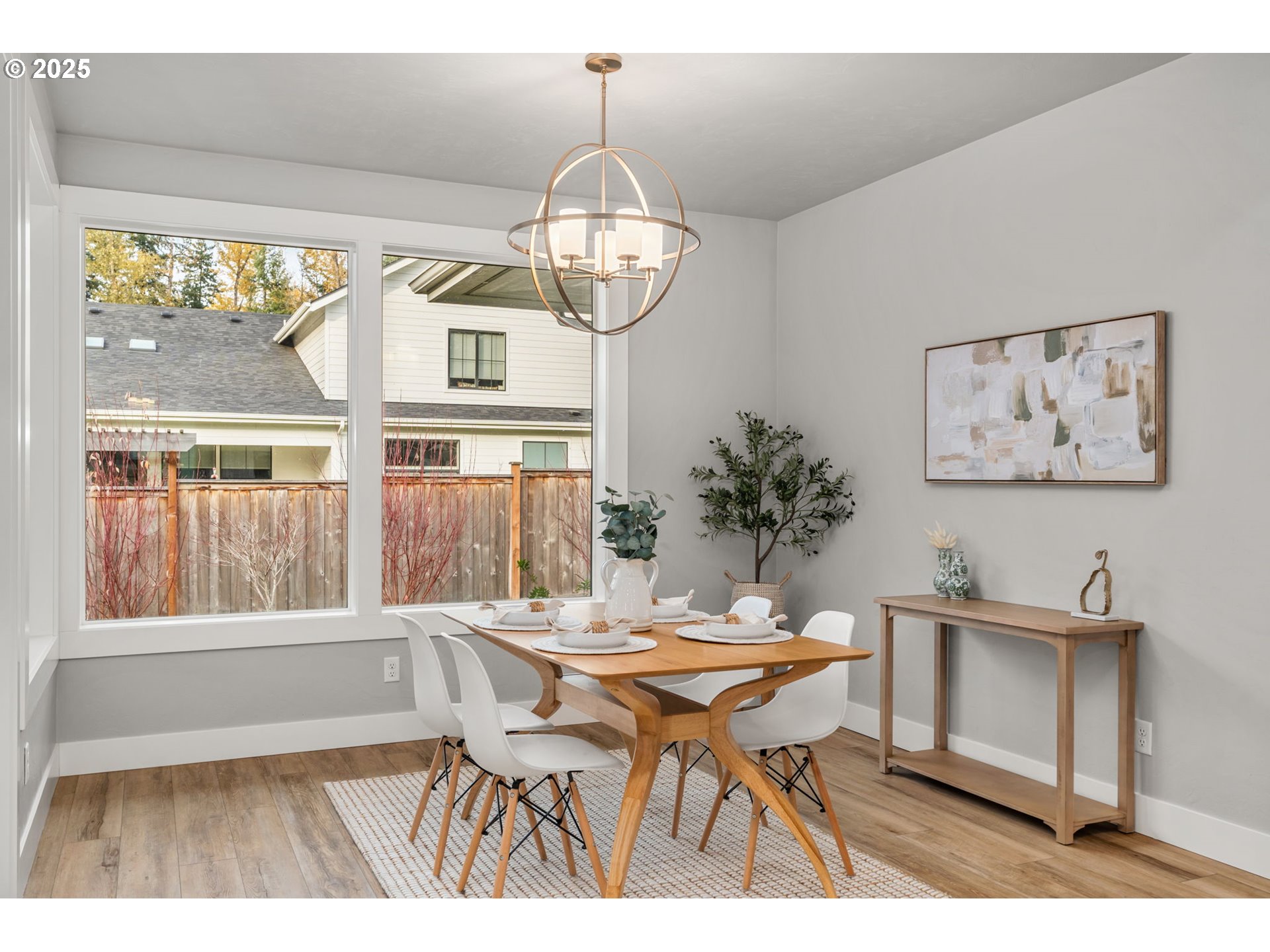 2051 Majestic Place Eugene, OR 97403 - Photo 13 of 45 Dining Area