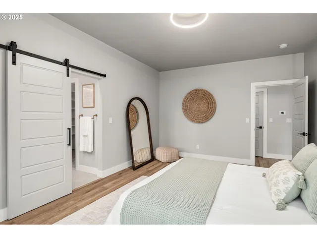 $995,000 | 2051 Majestic Place, Eugene, OR 97403