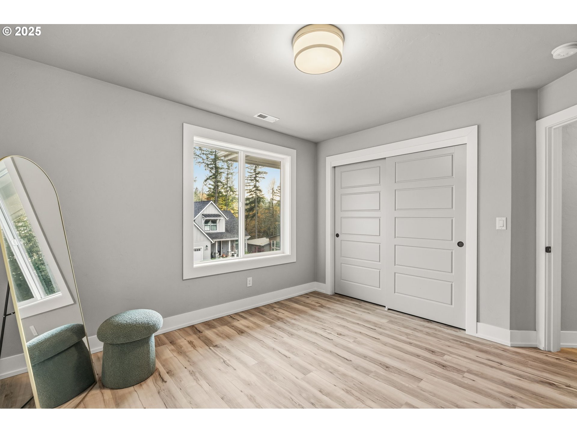 2051 Majestic Place Eugene, OR 97403 - Photo 30 of 45 Bedroom