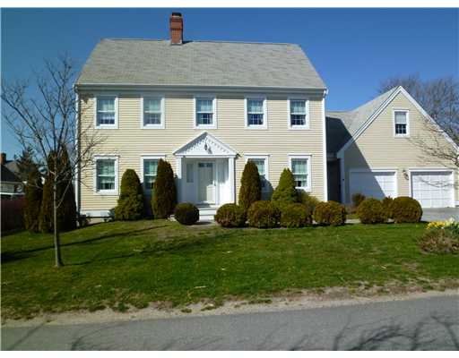 4 Key Court Newport, RI 02840 - Photo 1 of 12 Exterior Front.
