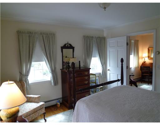 4 Key Court Newport, RI 02840 - Photo 10 of 12 Bedroom.