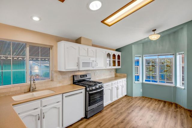 $895,000 | 700 Briggs Street, Unit 84, Pacific Grove, CA 93950