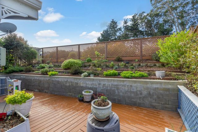 $895,000 | 700 Briggs Street, Unit 84, Pacific Grove, CA 93950