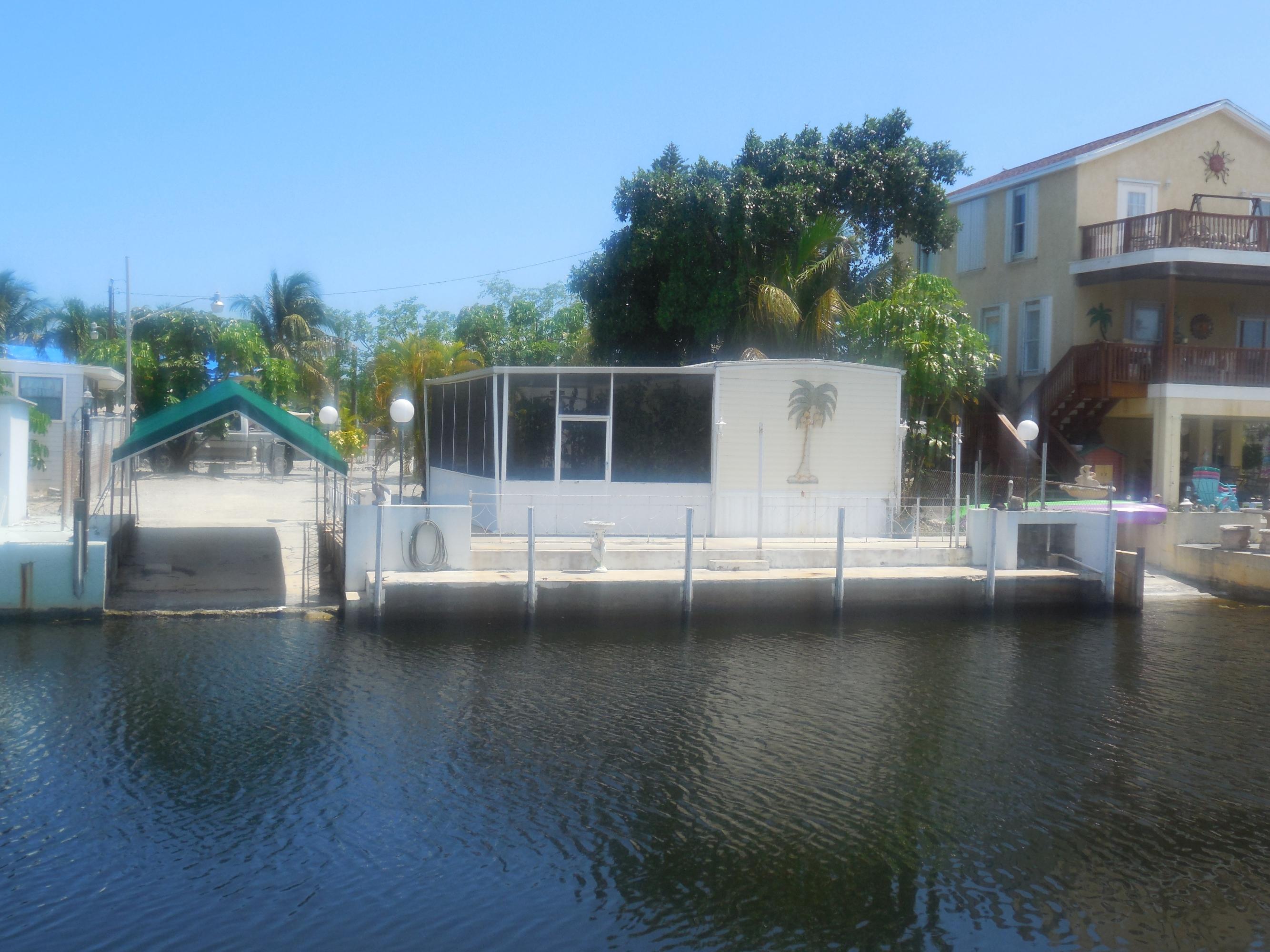 19 Pelican Road Key Largo, FL 33037 - Photo 2 of 12 water view