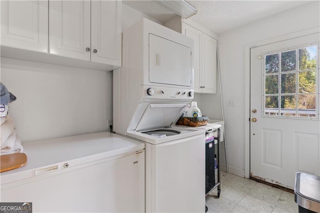 225 West Point Drive St. Simons Island, GA 31522 - Photo 14 of 48