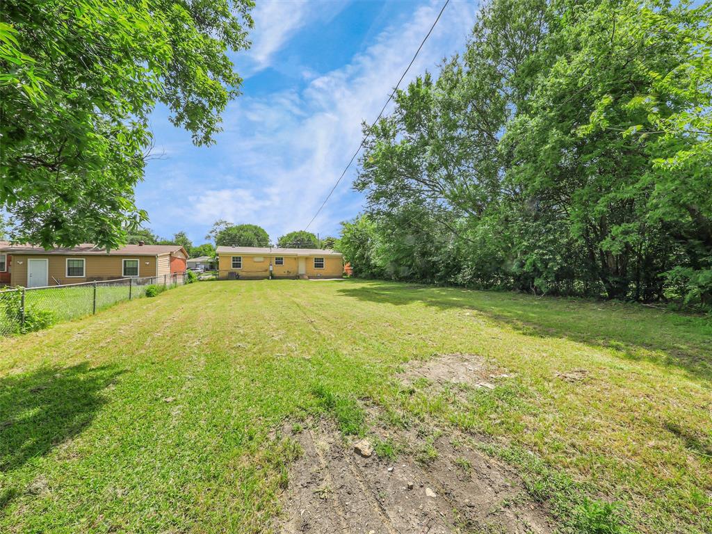 3211 Gus Thomasson Road Dallas, TX 75228 - Photo 22 of 23