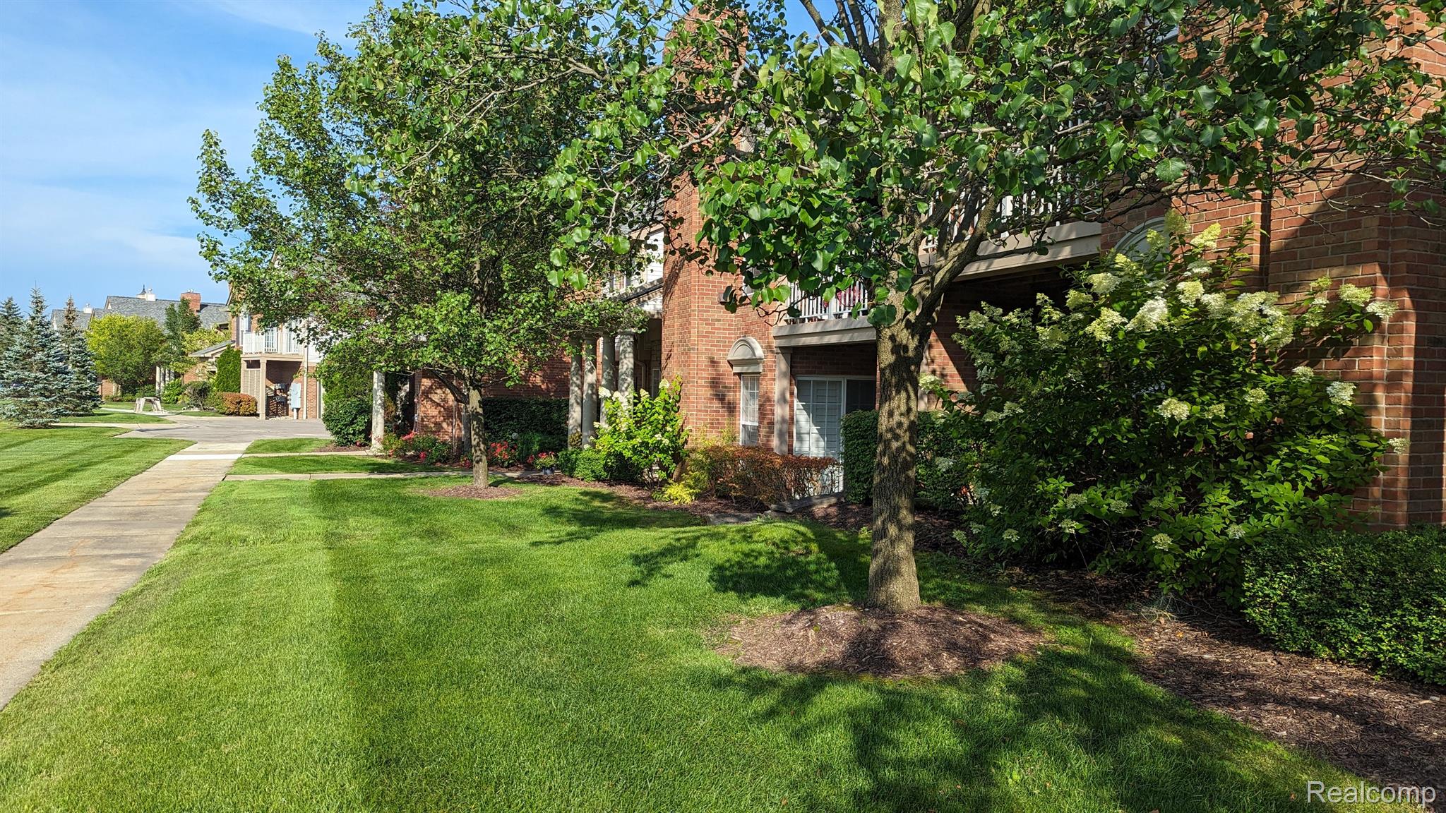 3618 Tremonte Circle Rochester, MI 48306 - Photo 3 of 29 Gallery Image 3
