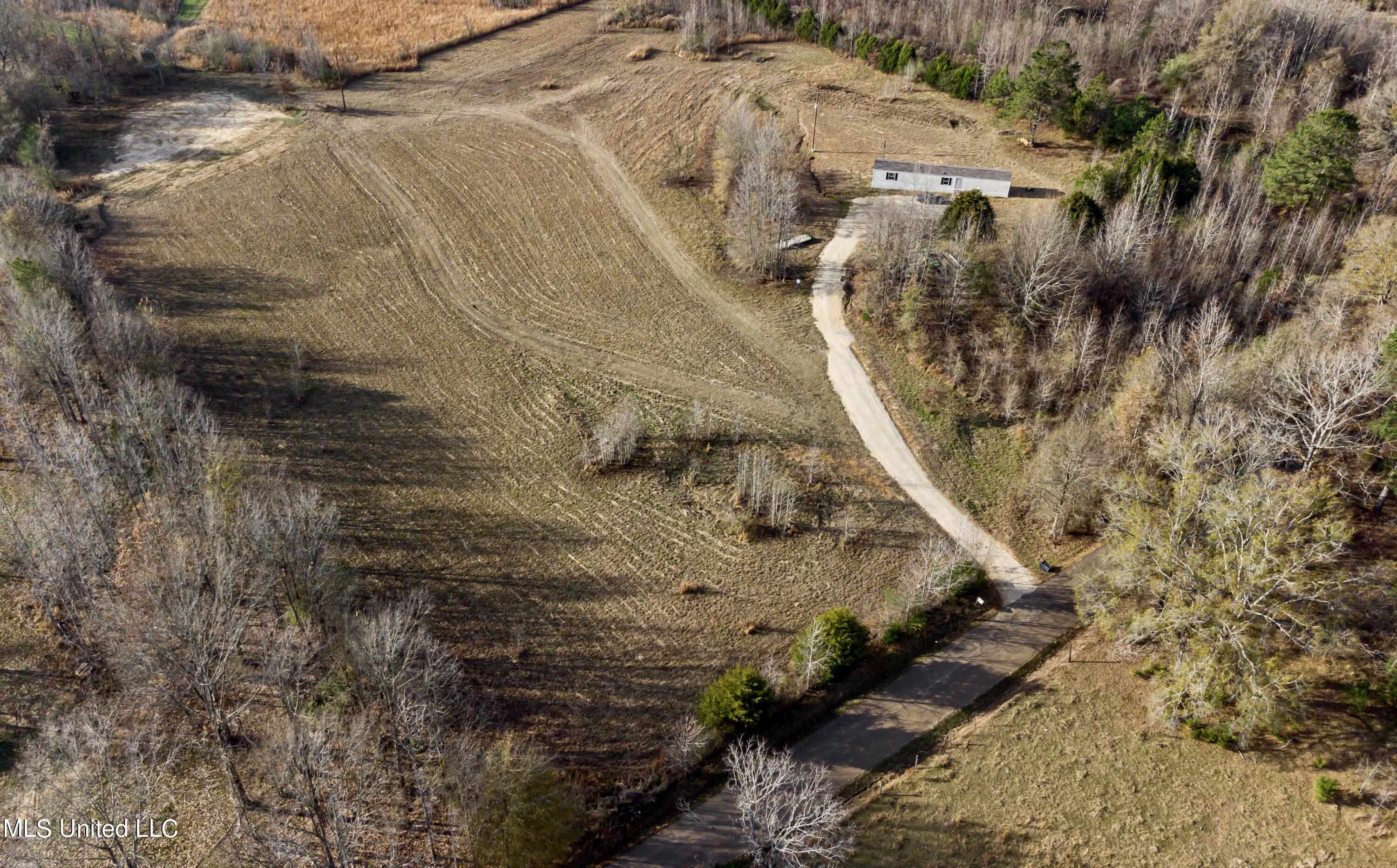 249 Brown Road West Canton, MS 39046 - Photo 56 of 67 D8874FB3-6708-450D-99C6-89D2FAF1391C_1_2