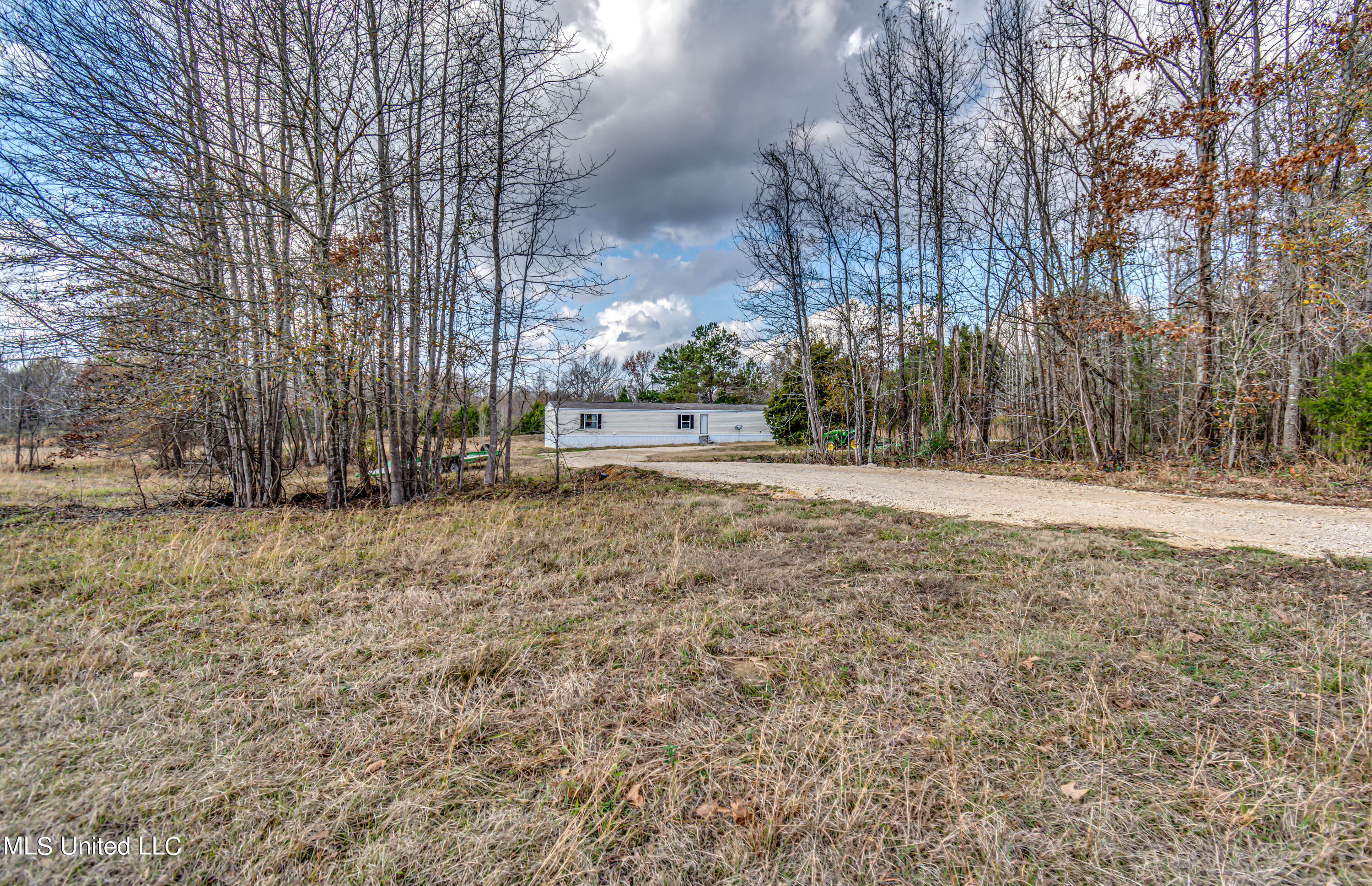 249 Brown Road West Canton, MS 39046 - Photo 8 of 67 8C59D6AD-1587-4892-8789-B634301F441B