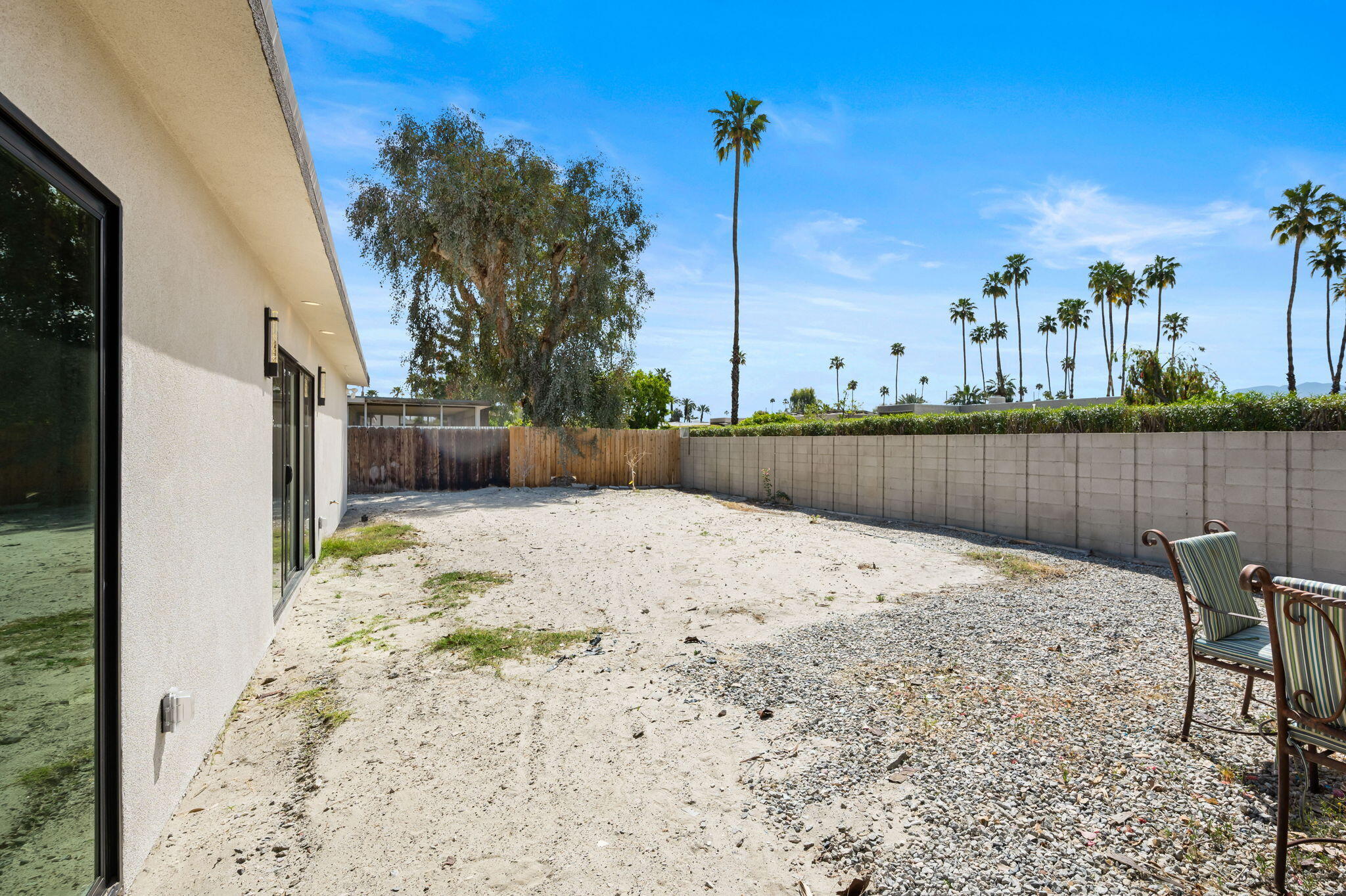 70131 Chappel Road Rancho Mirage, CA 92270 - Photo 41 of 42 a view of a backyard