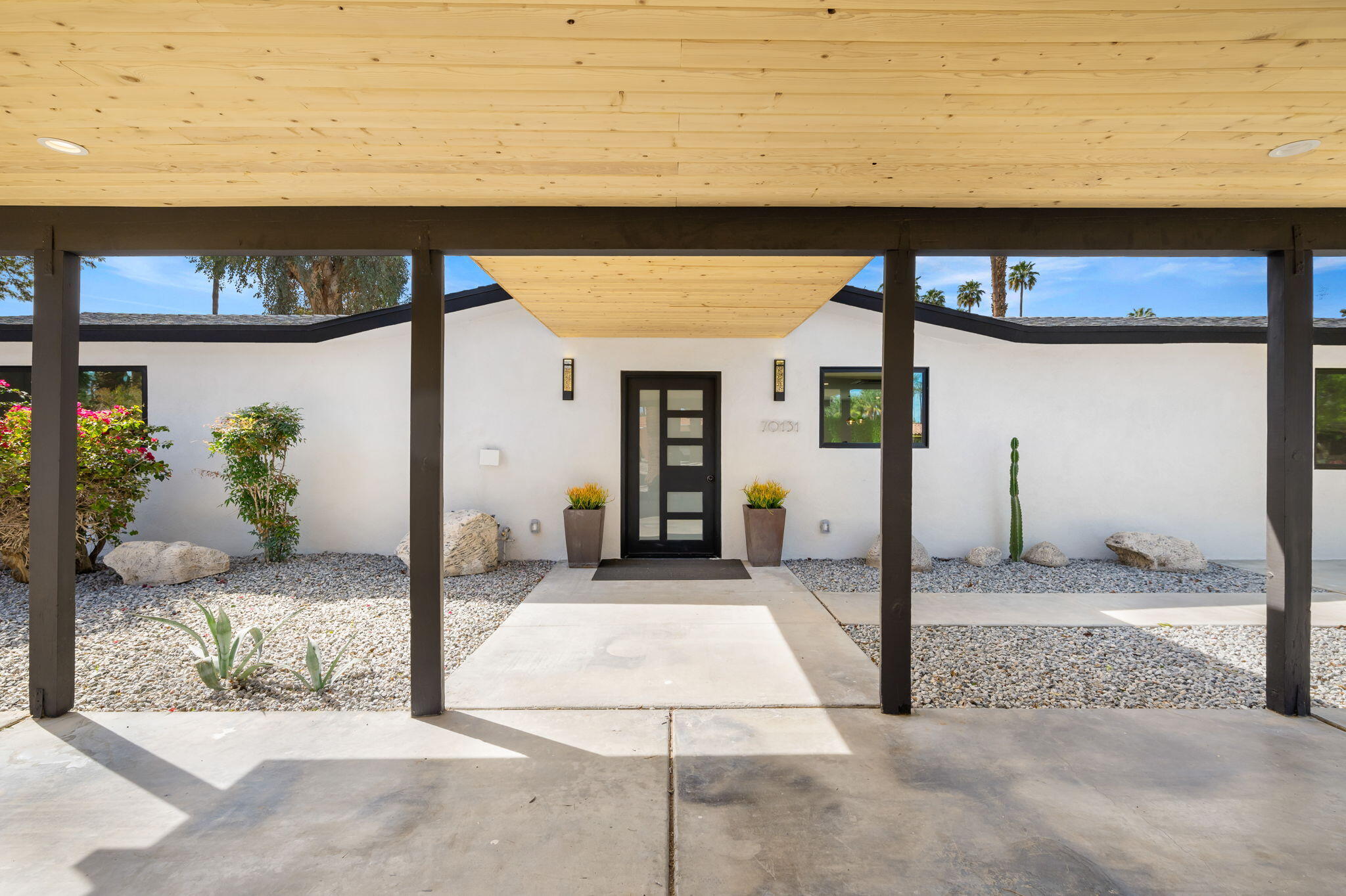 70131 Chappel Road Rancho Mirage, CA 92270 - Photo 5 of 42 a view of a entryway door front of house