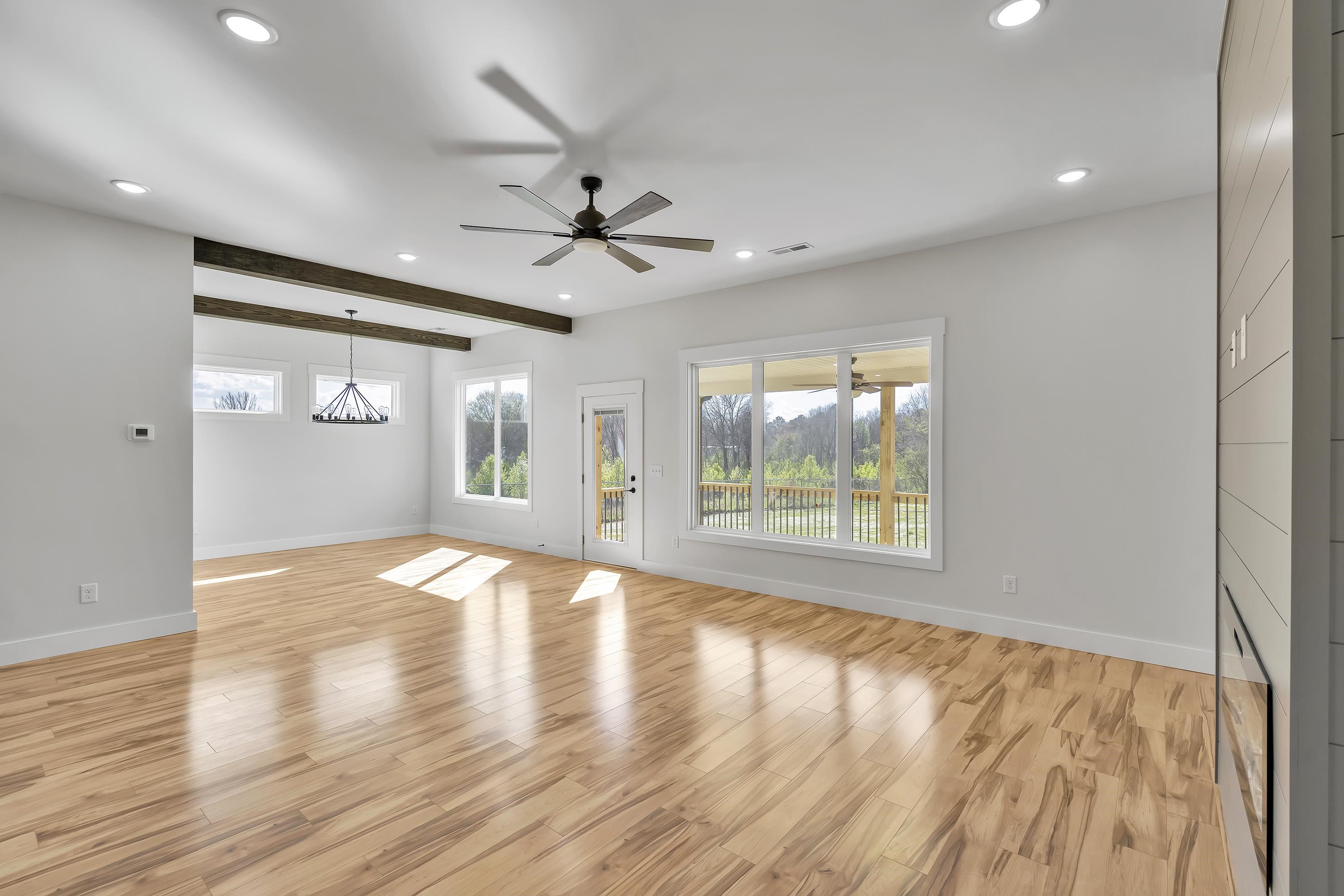 2912 Mt Lebanon Road Campobello, SC 29322 - Photo 9 of 25
