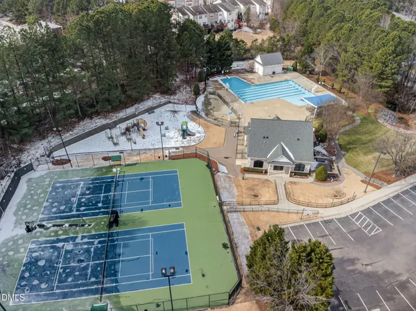 a top view of a house with a yard