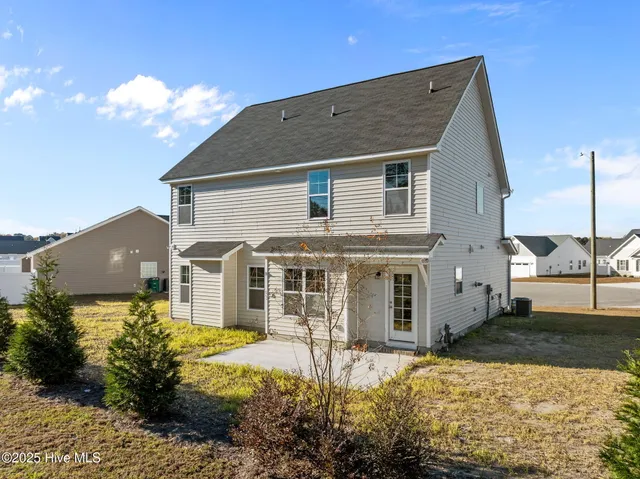 $347,700 | 709 Oleander Drive, Greenville, NC 27858