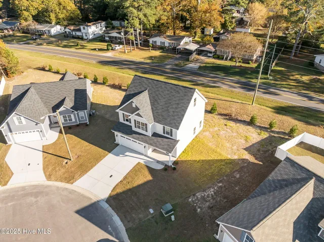 $347,700 | 709 Oleander Drive, Greenville, NC 27858