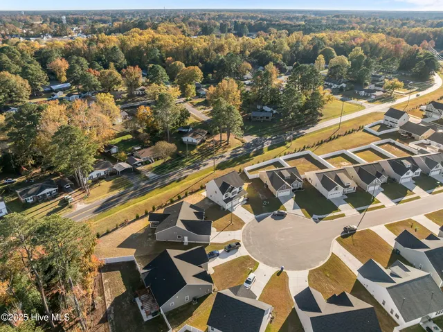 $347,700 | 709 Oleander Drive, Greenville, NC 27858