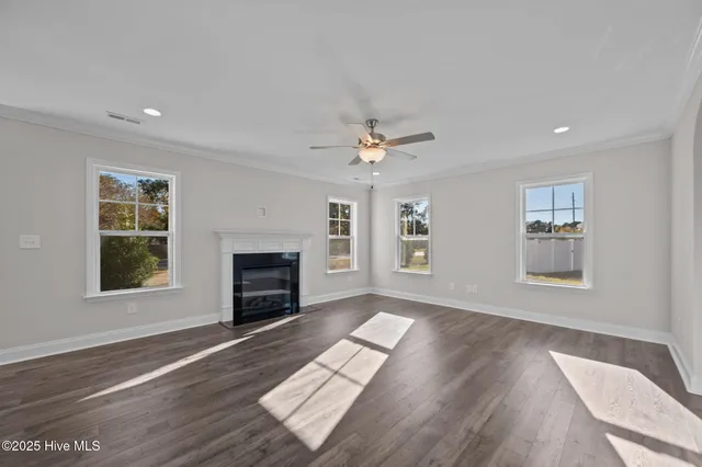 $347,700 | 709 Oleander Drive, Greenville, NC 27858