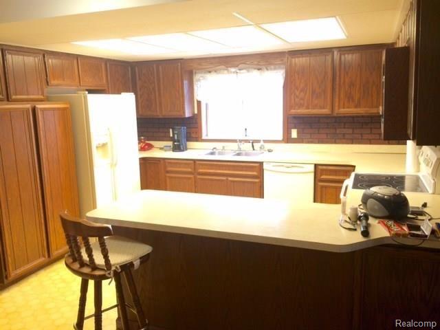 1930 Wheeling Road Imlay City, MI 48444 - Photo 4 of 28
