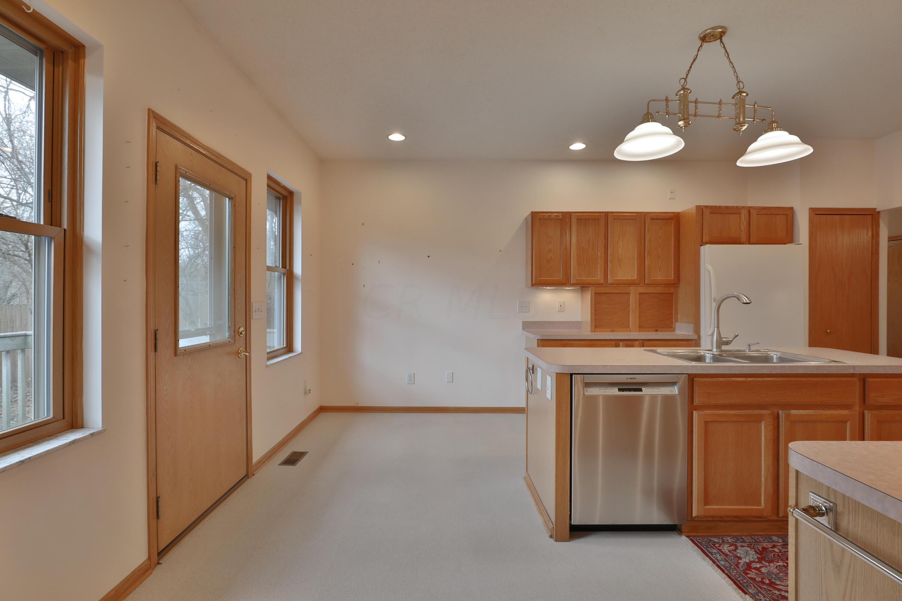 5892 Linworth Road Columbus, OH 43085 - Photo 14 of 68 5892-Linworth-14