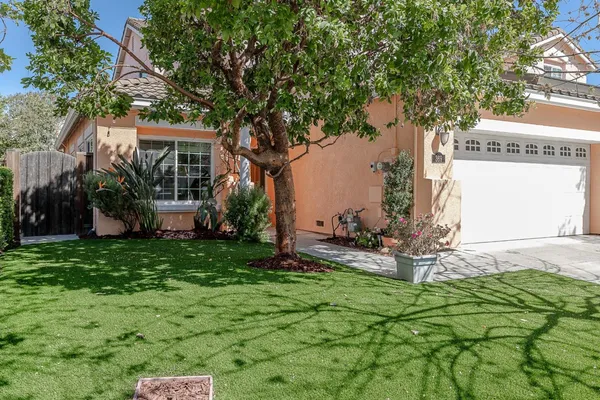 $1,359,000 | 369 Calle Cerro, Morgan Hill, CA 95037