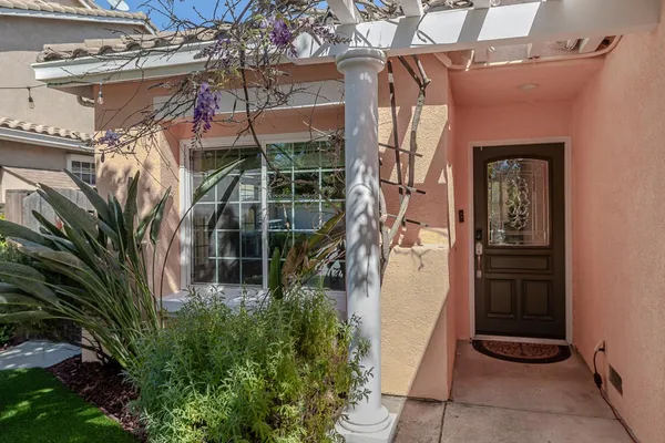 $1,359,000 | 369 Calle Cerro, Morgan Hill, CA 95037