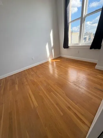 $184,995 | 32 Peachtree Street Northwest, Unit 1506, Atlanta, GA 30303