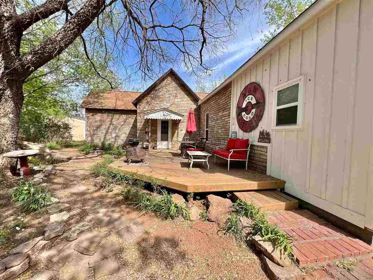 415 North 1st Street Perry, OK 73077 - Photo 19 of 30 Gallery Image 19