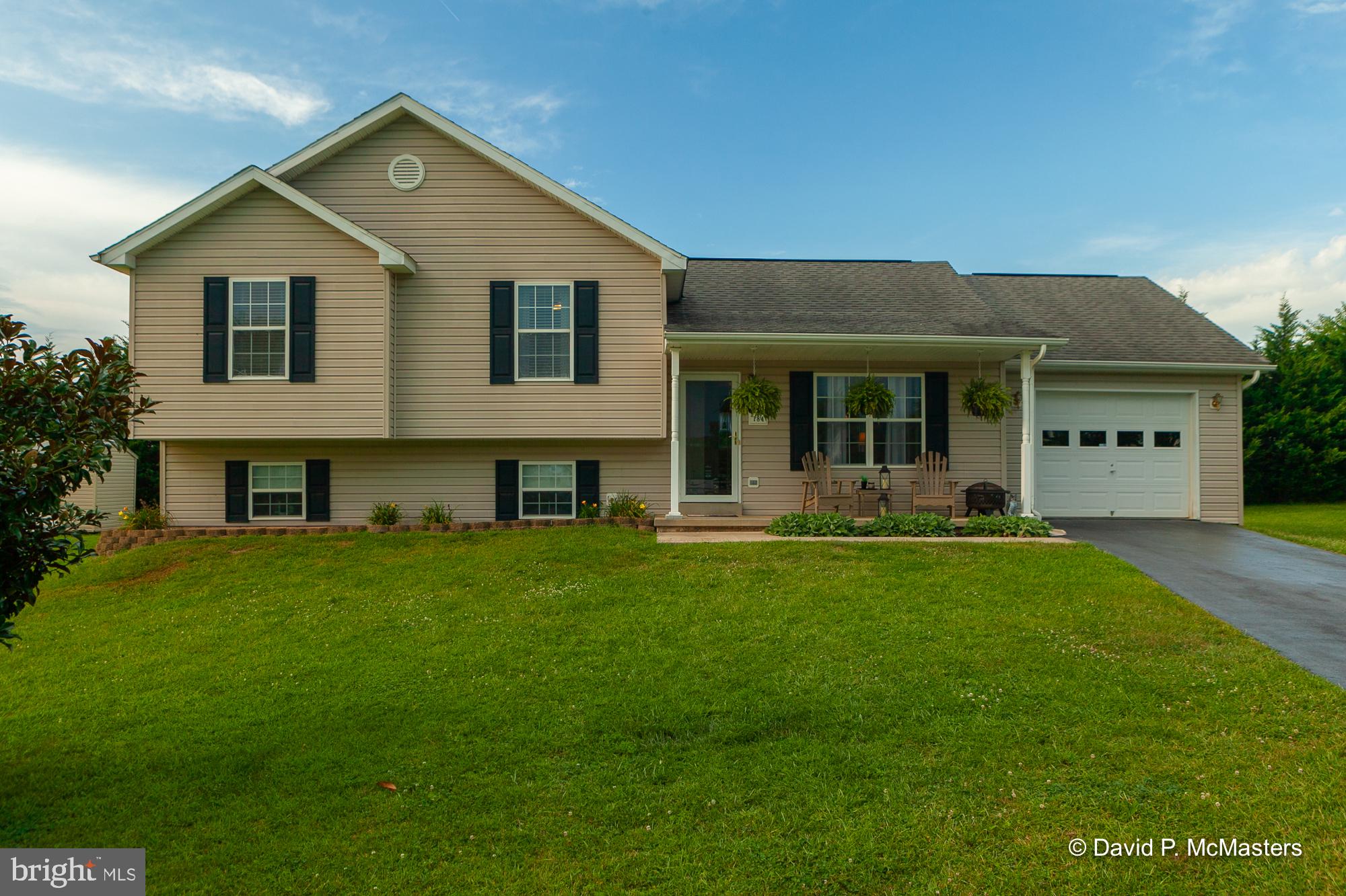 184 Jack Rabbit Lane Ranson, WV 25438 - Photo 1 of 47