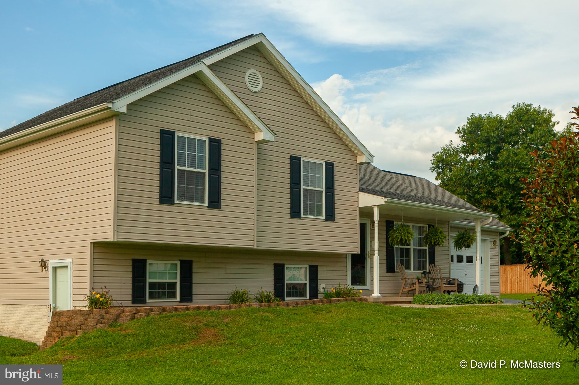 184 Jack Rabbit Lane Ranson, WV 25438 - Photo 2 of 47