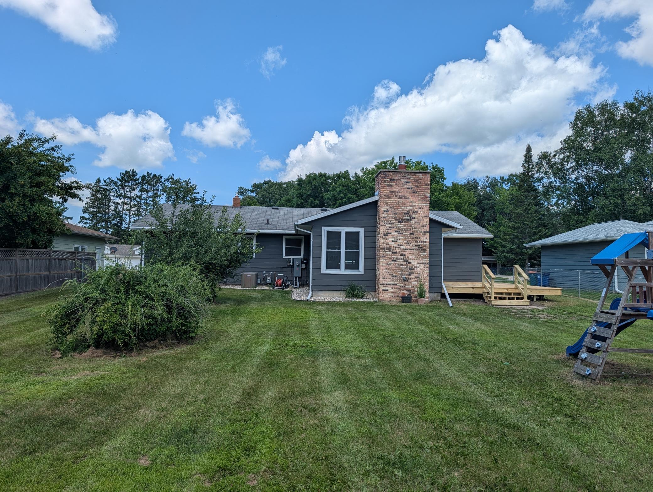 215 Madison Avenue Southwest Wadena, MN 56482 - Photo 6 of 36