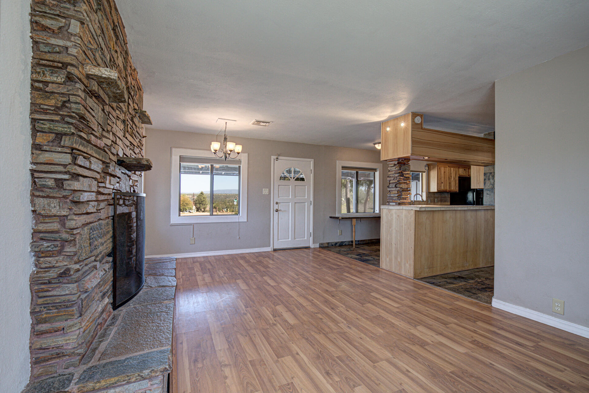 411 South Mc Lane Road Payson, AZ 85541 - Photo 5 of 30 Gallery Image 5