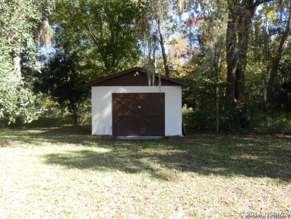 241 North Old County Road Edgewater, FL 32132 - Photo 3 of 18 Gallery Image 3