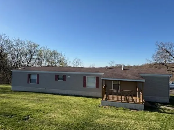 $1,300 | 110 Bethlehem Church Road, Aliquippa, PA 15001
