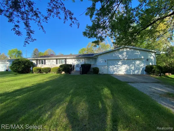$199,900 | 6169 Johnson Road, Flushing, MI 48433