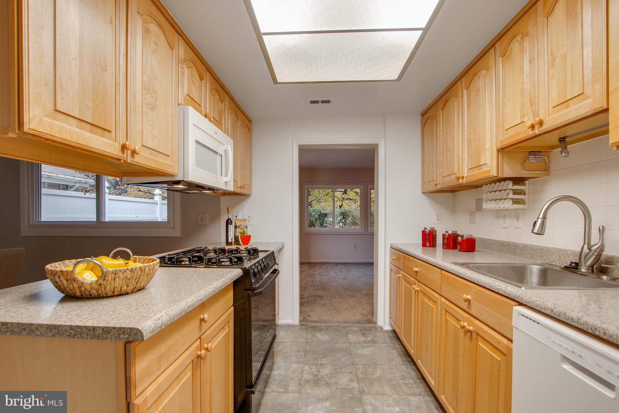2809 Homecrest Circle Silver Spring, MD 20906 - Photo 8 of 31 Kitchen towards family room