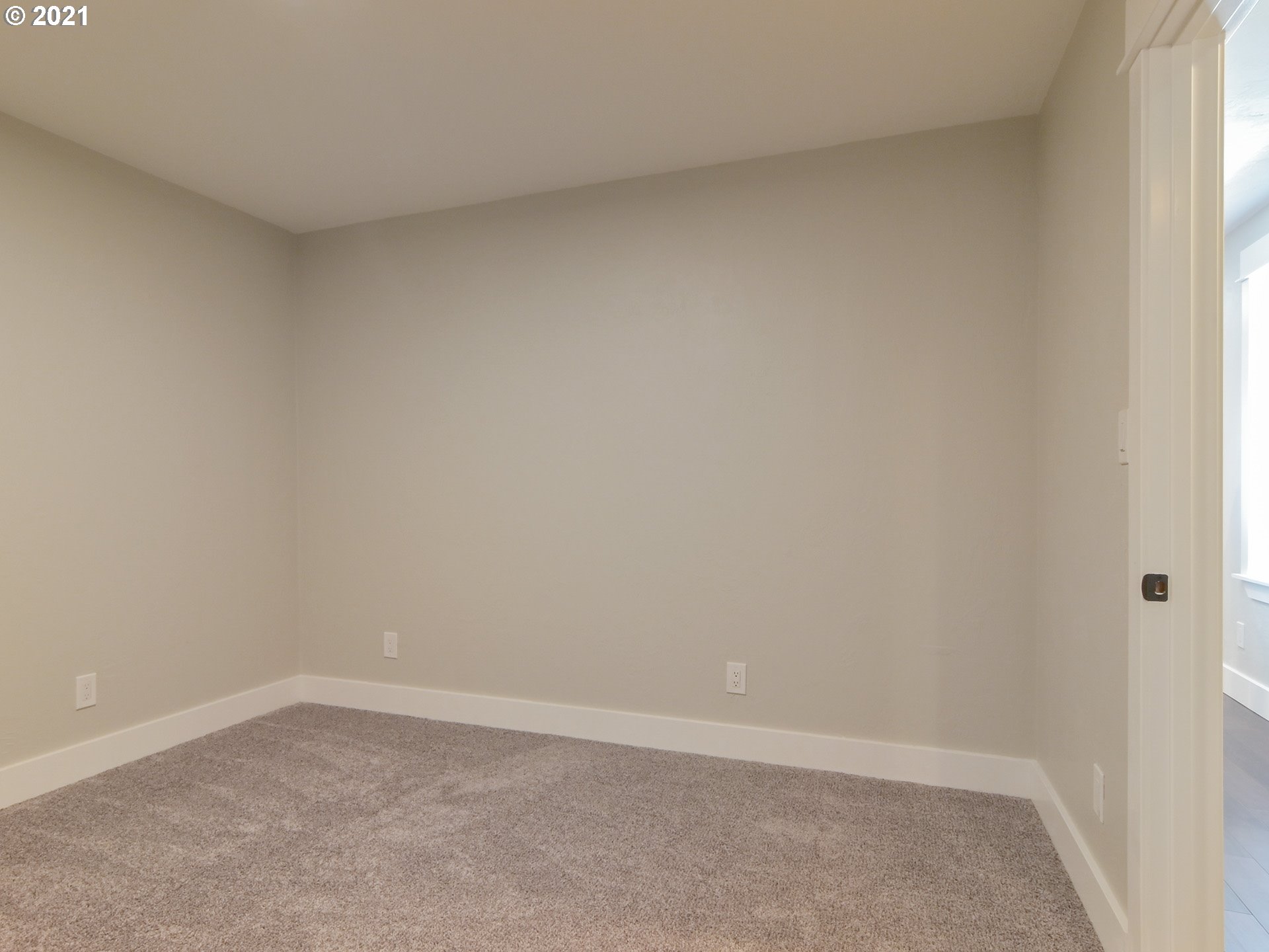 93100 River Road Junction City, OR 97448 - Photo 13 of 32 Gallery Image 13