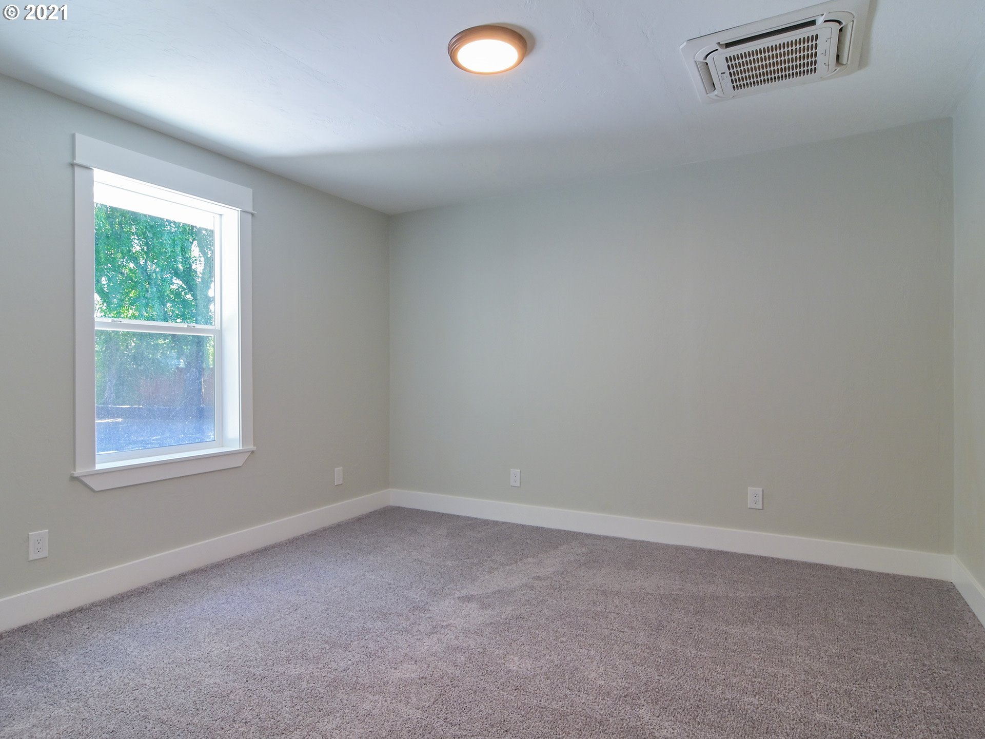 93100 River Road Junction City, OR 97448 - Photo 15 of 32 Gallery Image 15