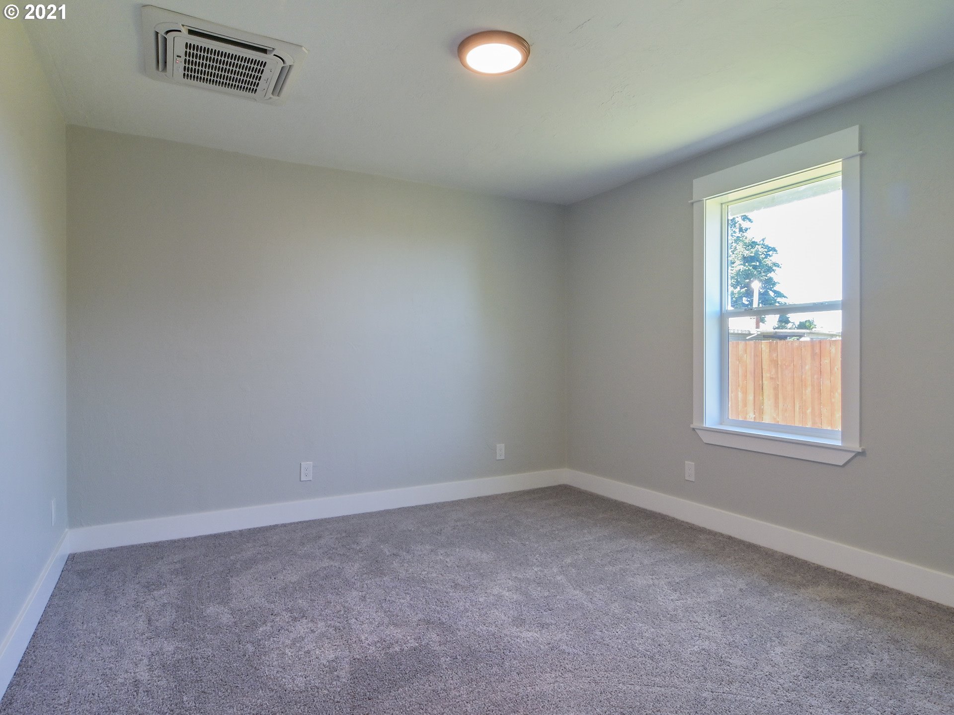 93100 River Road Junction City, OR 97448 - Photo 17 of 32 Gallery Image 17
