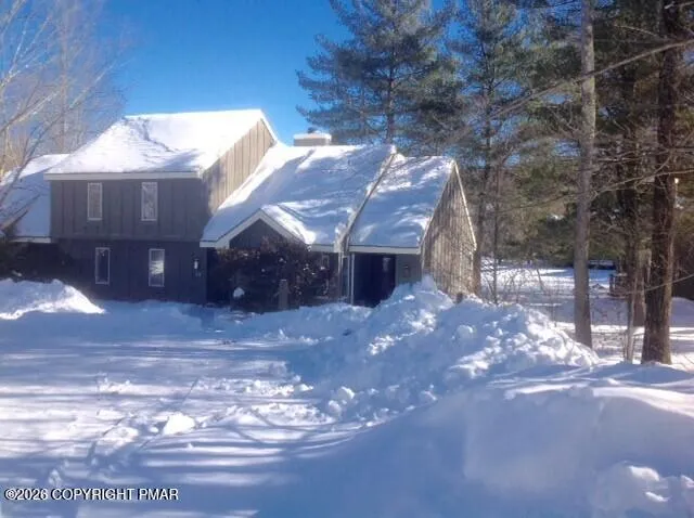 $219,900 | 116 Snow Ridge Cir Lake, Lake Harmony, PA 18624