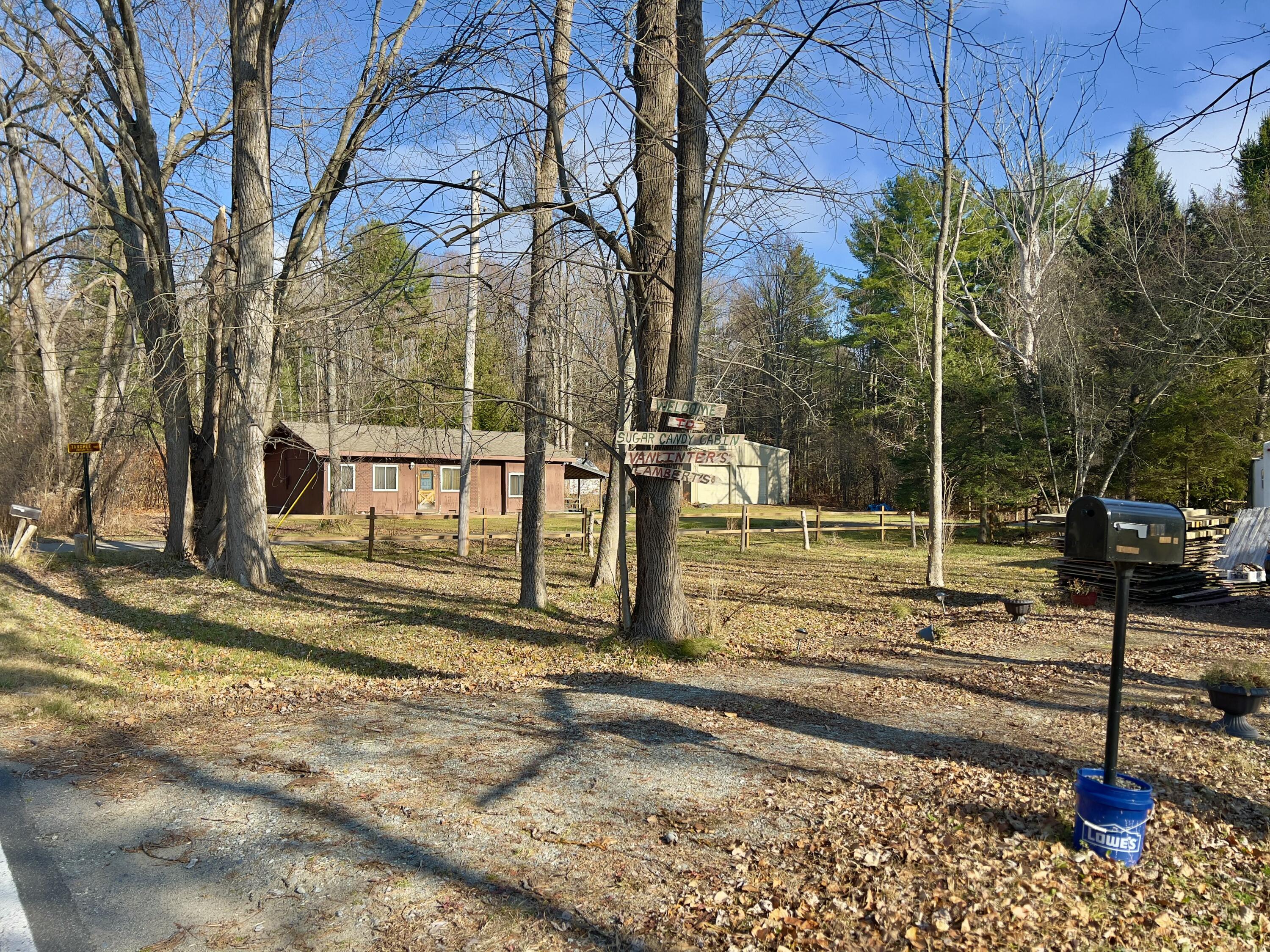 712 Point Road Willsboro, NY 12996 - Photo 8 of 39