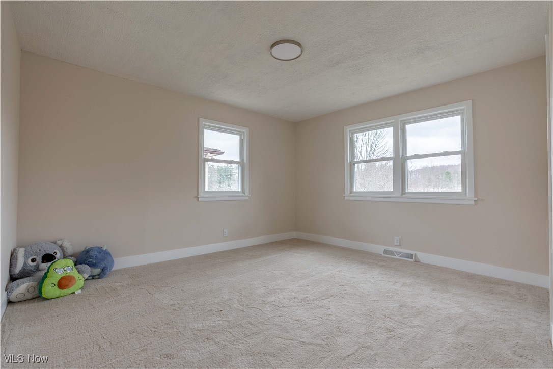 1002 Georgetown Road Salem, OH 44460 - Photo 19 of 29