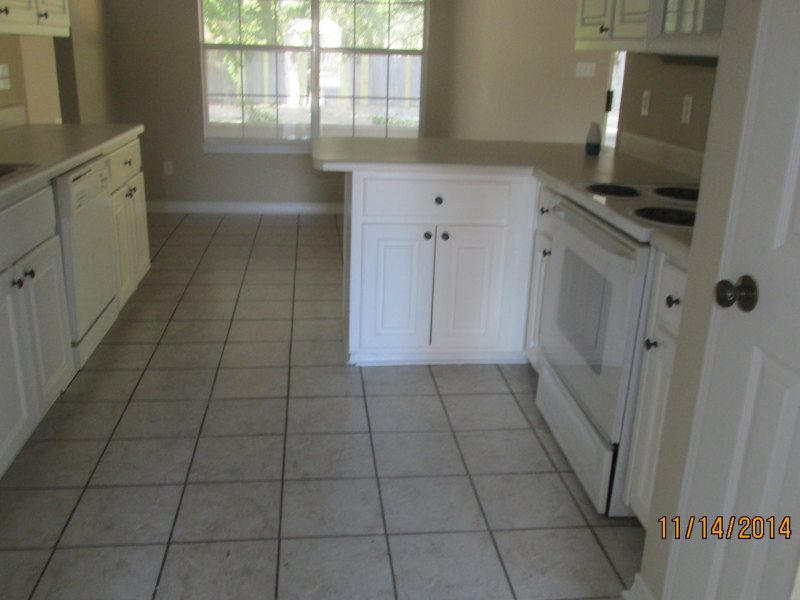 2725 Riverside Landing Drive Navarre, FL 32566 - Photo 3 of 3 Kitchen