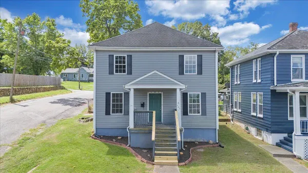 $234,900 | 425 Jefferson Avenue, Vinton, VA 24179
