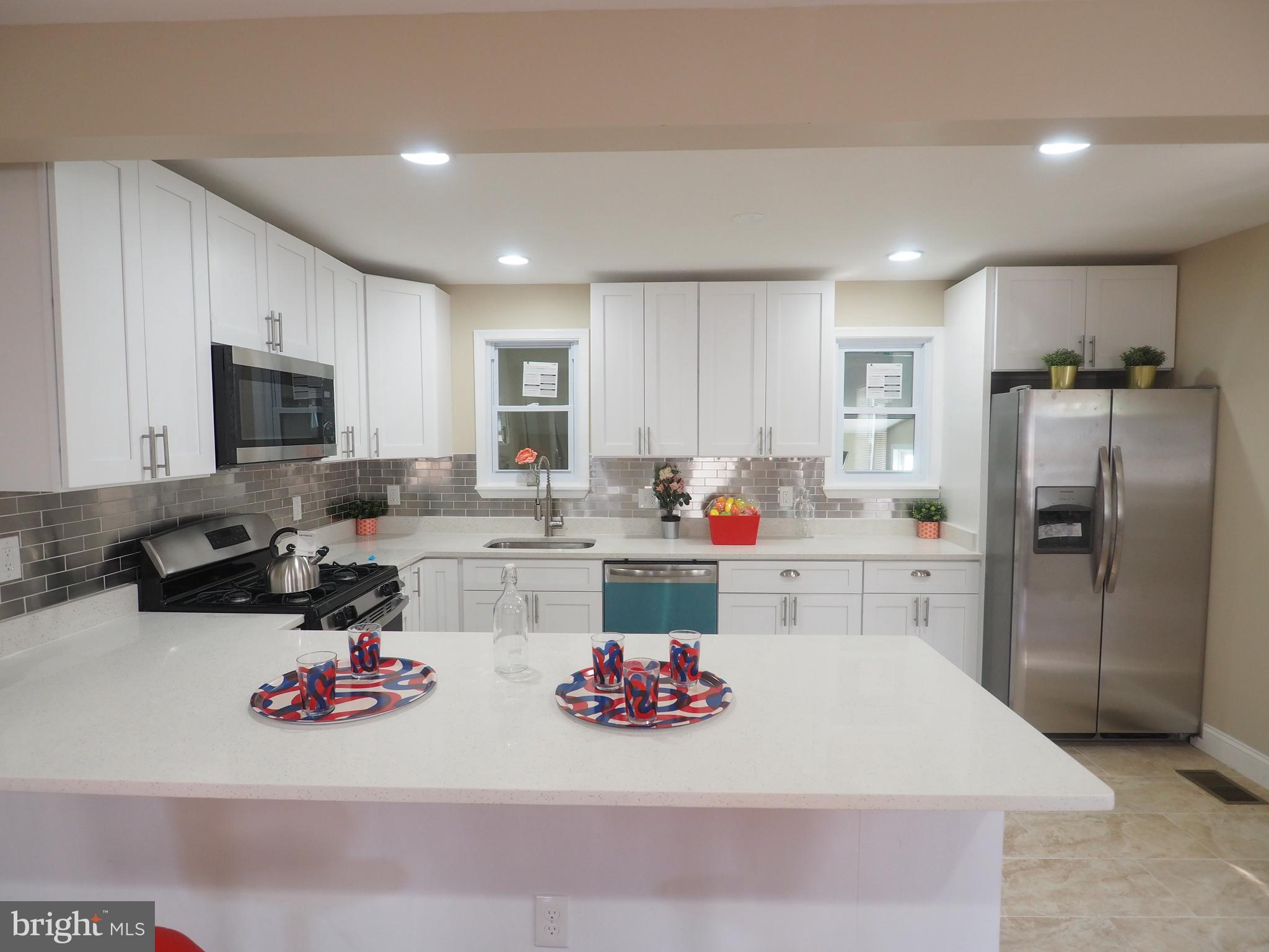 5725 Arnhem Road Baltimore, MD 21206 - Photo 11 of 33 Kitchen