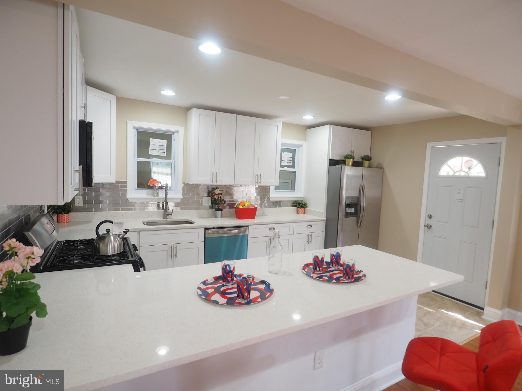 5725 Arnhem Road Baltimore, MD 21206 - Photo 12 of 33 Kitchen