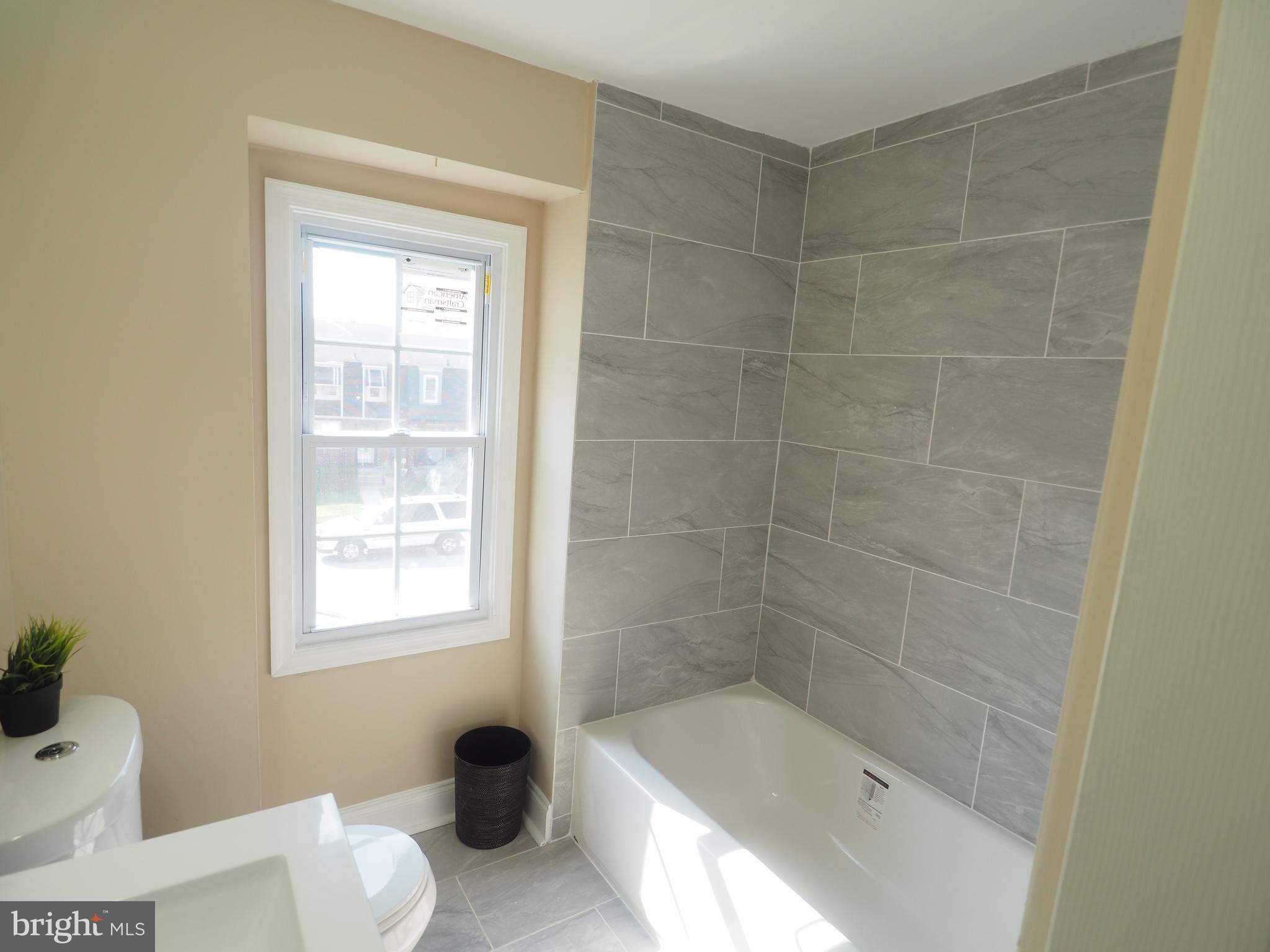 5725 Arnhem Road Baltimore, MD 21206 - Photo 28 of 33 Bathroom