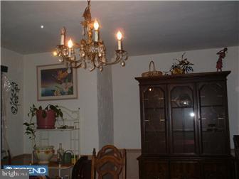 252 Ashby Road Upper Darby, PA 19082 - Photo 6 of 11